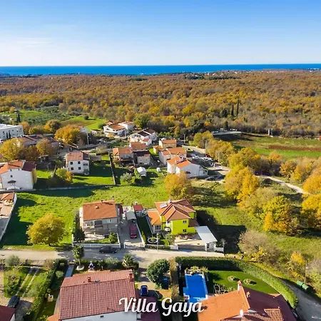 Gaya Villa *