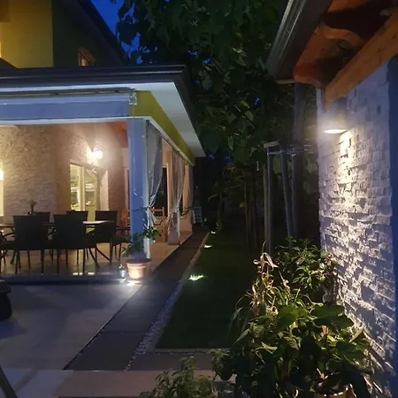 Gaya In With Xl Pool And Stunning Garden Vila