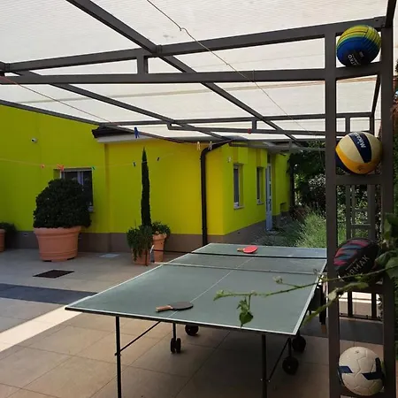 Vila Gaya In With Xl Pool And Stunning Garden